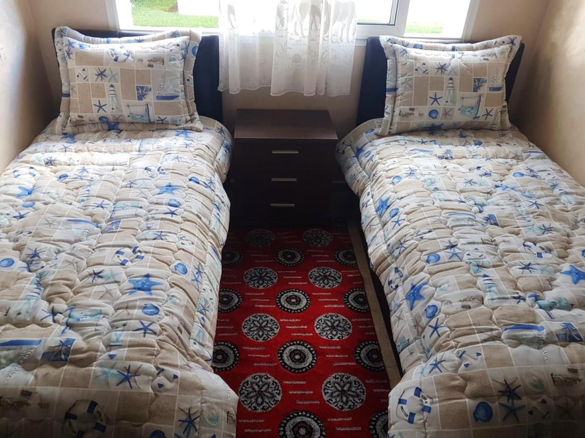 2 Bedrooms With Shared Pool And Enclosed Garden At 1 Km Away From The
