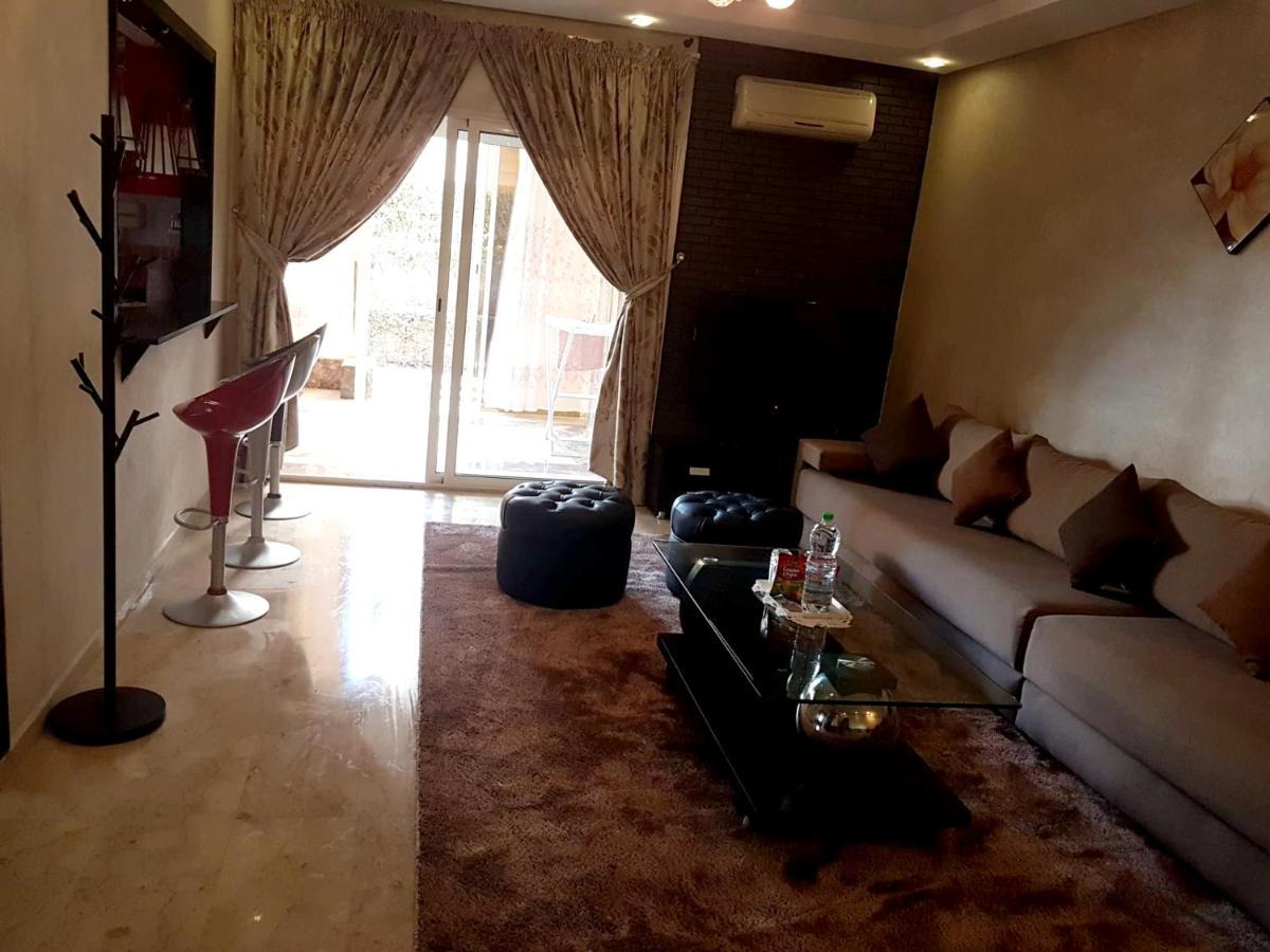 2 Bedrooms With Shared Pool And Enclosed Garden At 1 Km Away From The Apartment Casablanca